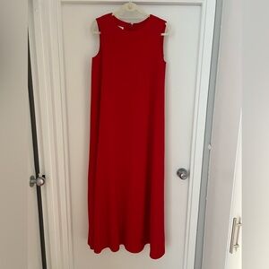 Oscar de la Renta Vibrant Red Maxi Gown. Spring 2019 runway collection.